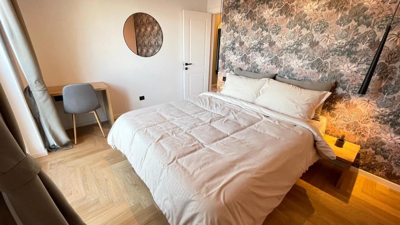 Floral Inn Priştine Dış mekan fotoğraf
