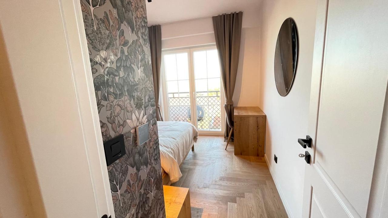 Floral Inn Priştine Dış mekan fotoğraf